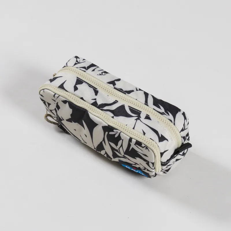 Kavu Womens Out Pouch BW Fronds-3