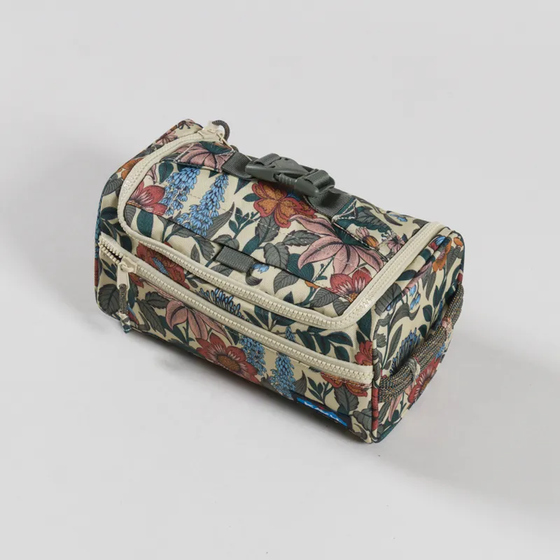 Kavu Supply Kit Bag Flower Fields-5