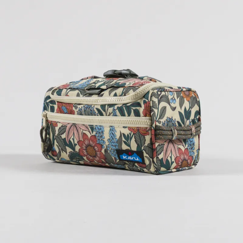 Kavu Supply Kit Bag Flower Fields-3