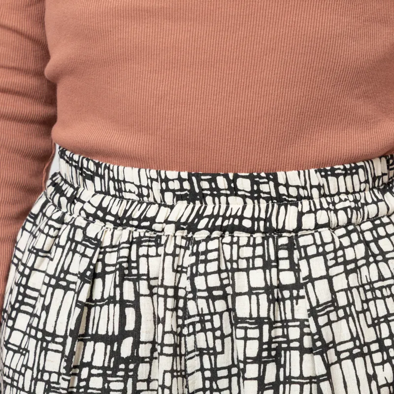 Folk Womens Full Seam Skirt Black Ecru Maze Print-8