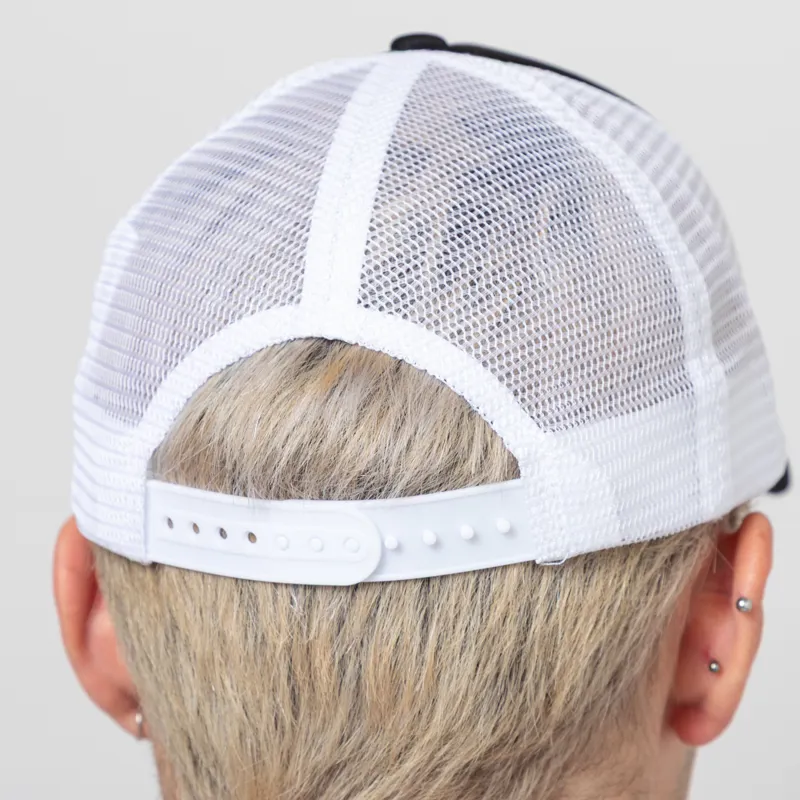 Carhartt WIP Sandwich Trucker Cap Black-5