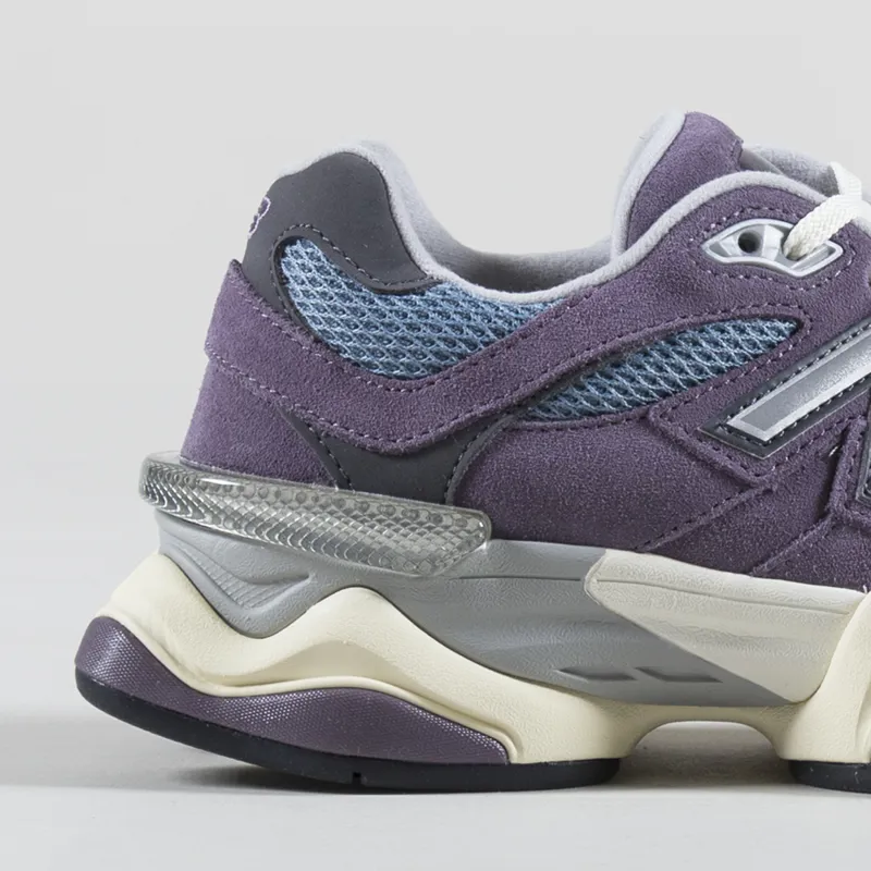 New Balance Womens 9060 Shoes Shadow-5