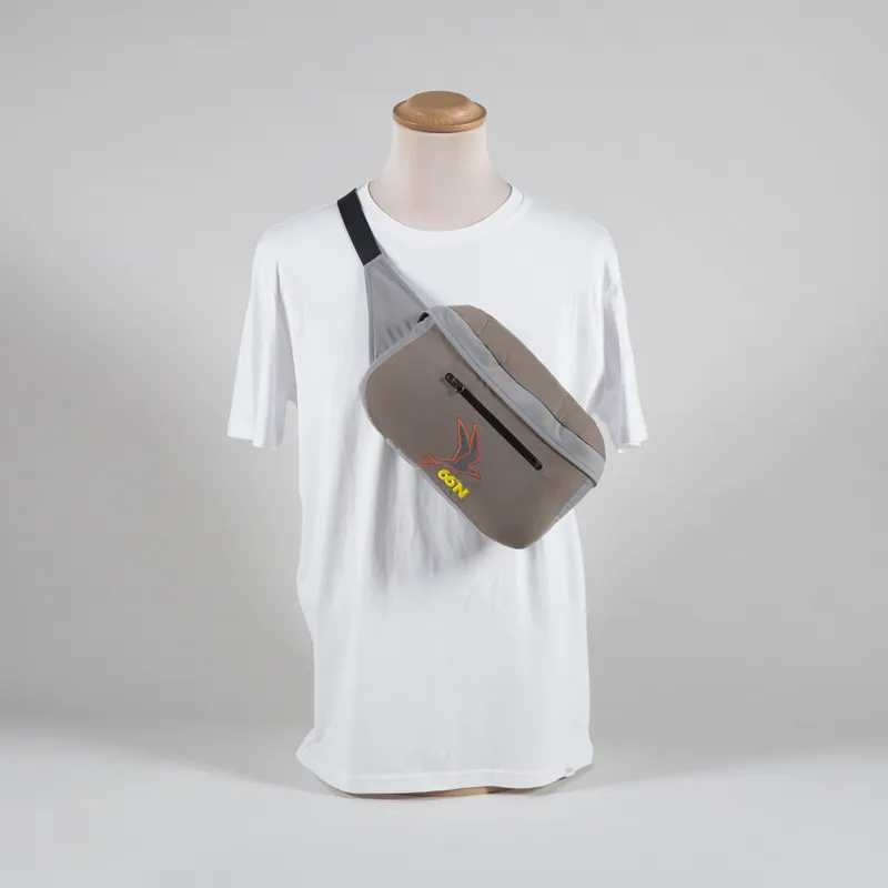 66 North Kria Neoshell Crossbody Bag Walrus-2