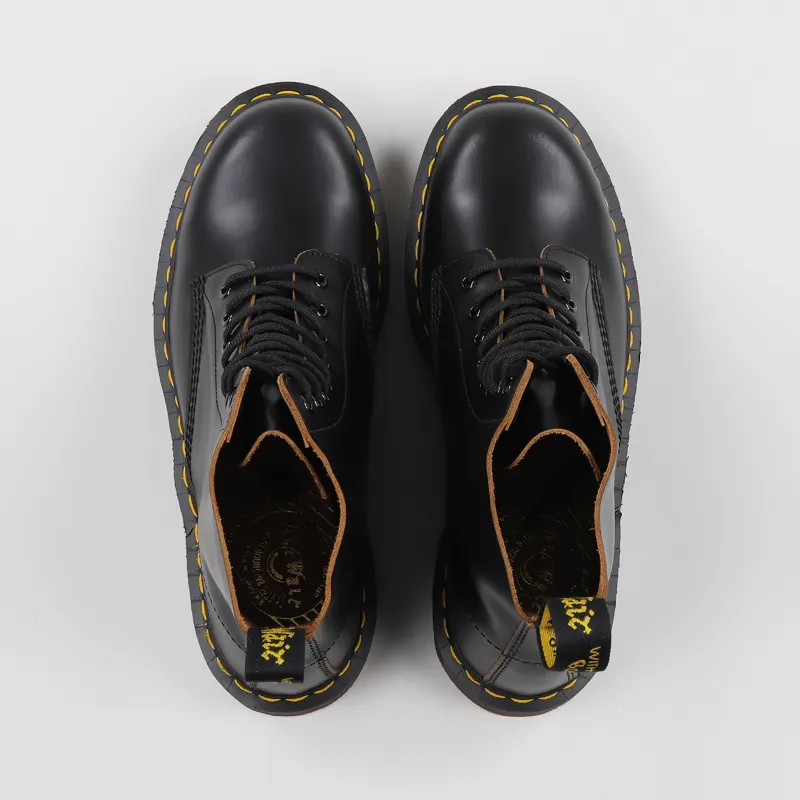 black quilon dr martens